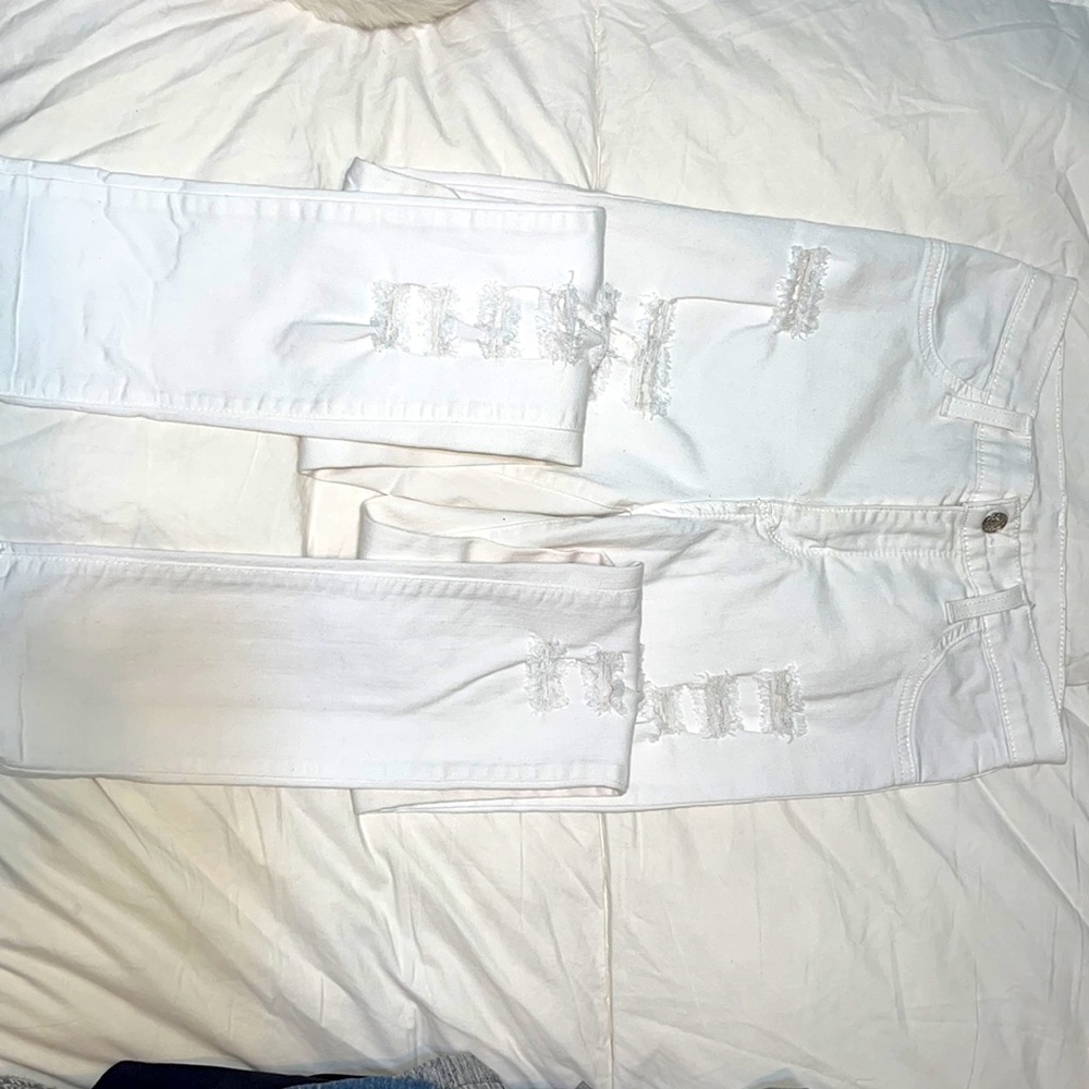 High waisted jeans
